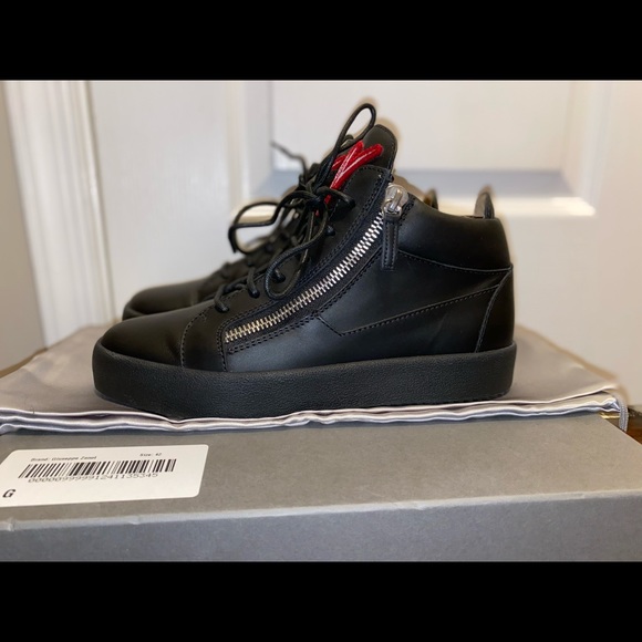 Giuseppe Zanotti
Men's May London high top sneaker - Picture 2 of 4